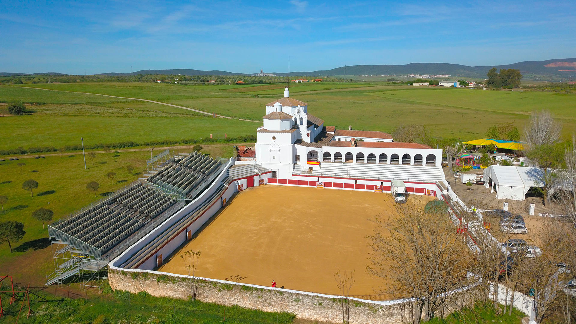 Plaza de toros de Puebla de Sancho Perez